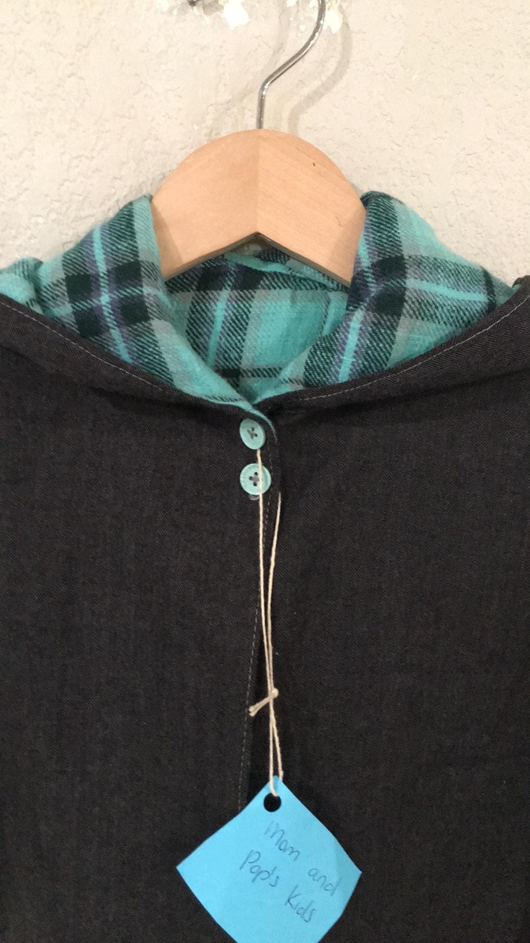 100% Wool Flannel Reversible Cape (4T)