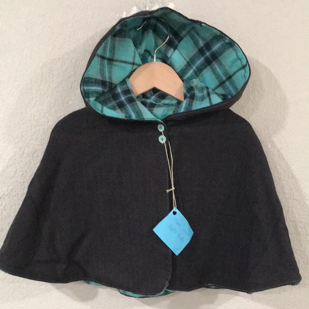 100% Wool Flannel Reversible Cape (4T)